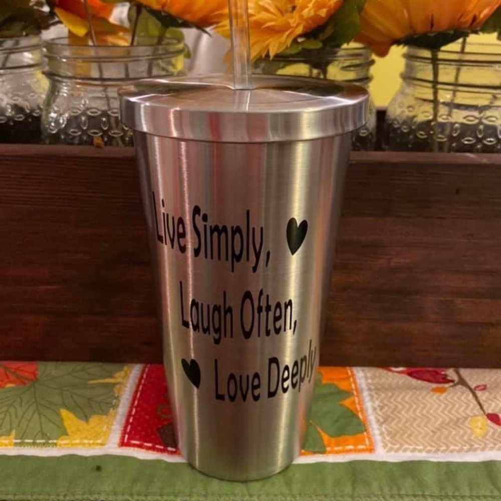 Stainless steel tumbler